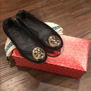 Mint condition Tory Burch flat shoe US7